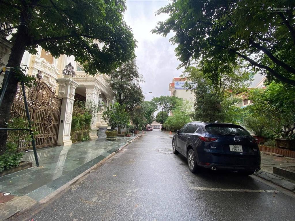 Bán đất phân lô Phúc Diễn gần Mỹ Đình, Mặt tiền rộng, View công viên, xây văn phòng cực đẹp