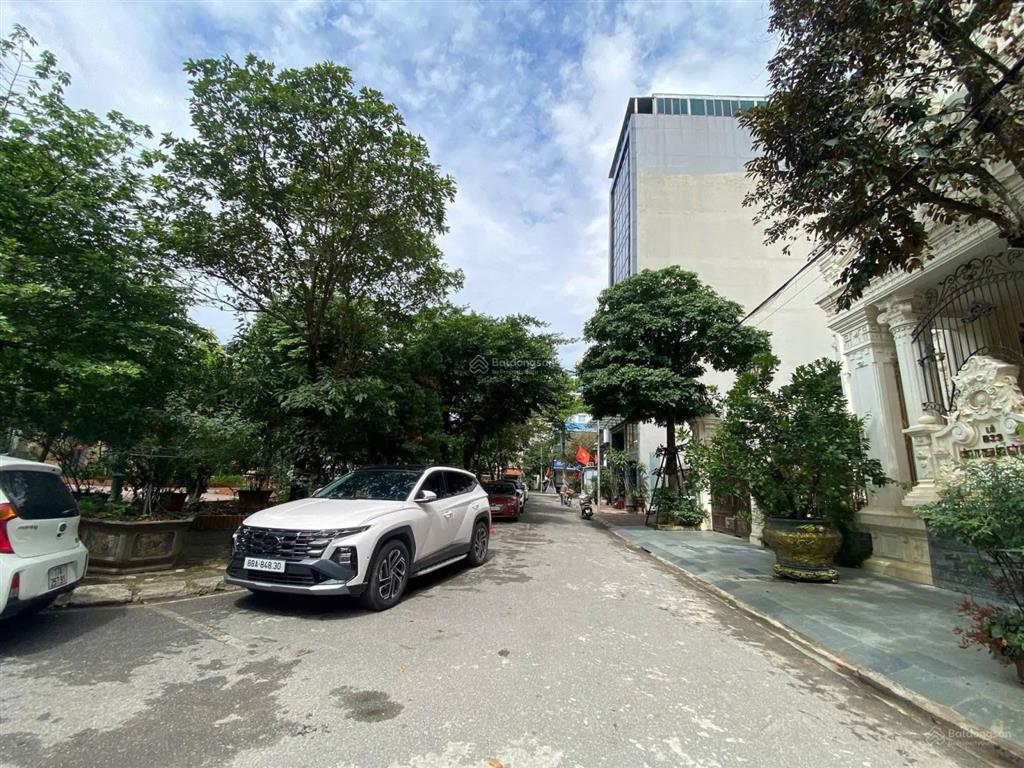 Bán đất phân lô Phúc Diễn gần Mỹ Đình, Mặt tiền rộng, View công viên, xây văn phòng cực đẹp