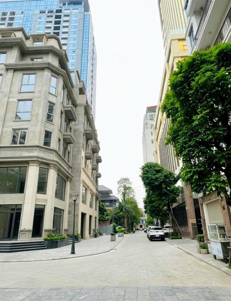 Bán nhà phố Láng Hạ, Ba Đình - 90m2 x 7 tầng , Sổ đỏ chính chủ