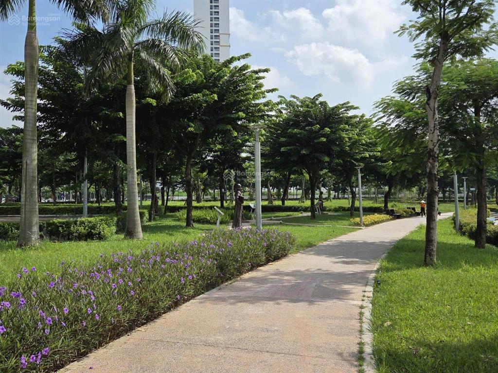 Bán biệt thự Dương Nội Nam Cường, 180m2, Hoàn thiện đẹp, giá 37,8 tỷ