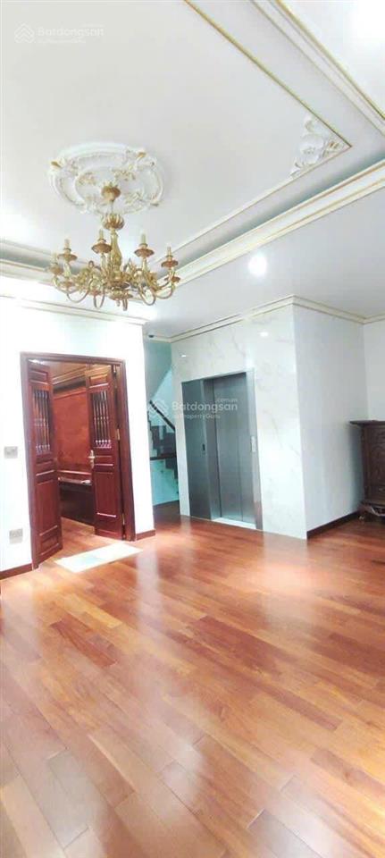 Bán biệt thự Mỹ Đình Sông Đà, 5 tầng thang máy có hầm, Hoàn thiện đẹp, 3 mặt thoáng