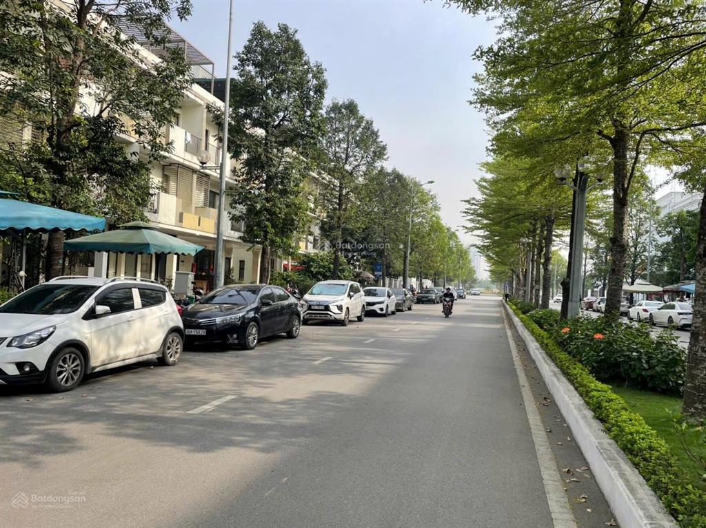 Chính chủ gửi bán căn shophouse lõi trung tâm giá cạnh tranh hiện tại ở vinhomes thăng long