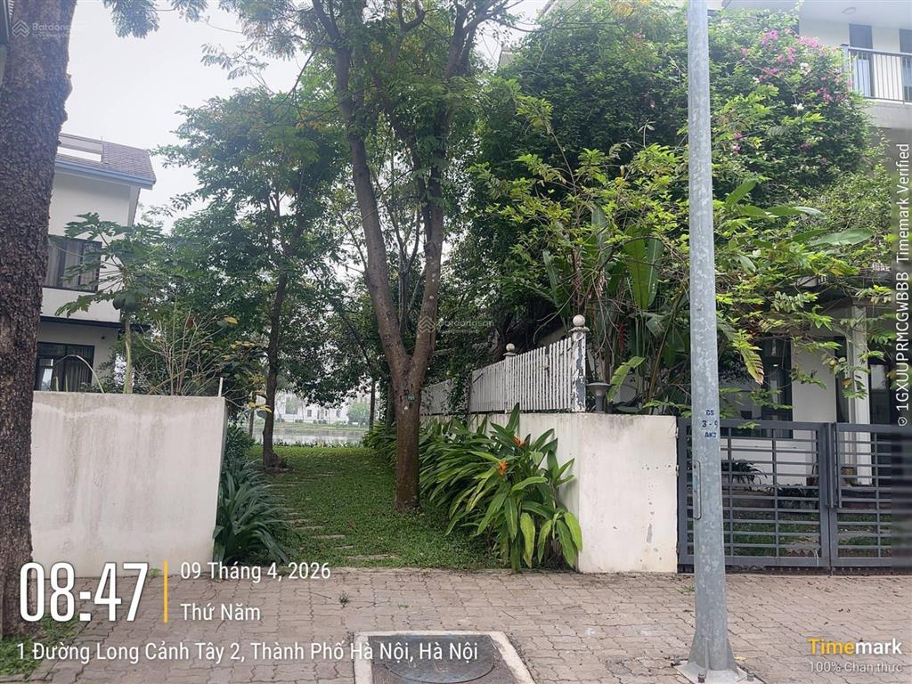 Chính chủ gửi bán bt đơn lập gần hồ, giá đầu tư tại vinhomes thăng long