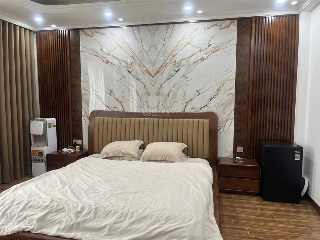 Chính chủ gửi bán ô góc btsl hoàn thiện siêu đẹp có thang máy tại vinhomes thăng long