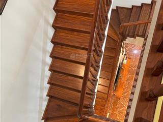 Chính chủ gửi bán btsl trục chính full nội thất vinhomes thăng long