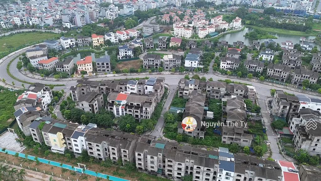 Bán nhanh btsl 310 m² dãy tt8  2 mặt thoáng đường đôi 35m  giá nhanh 1** tr/m2