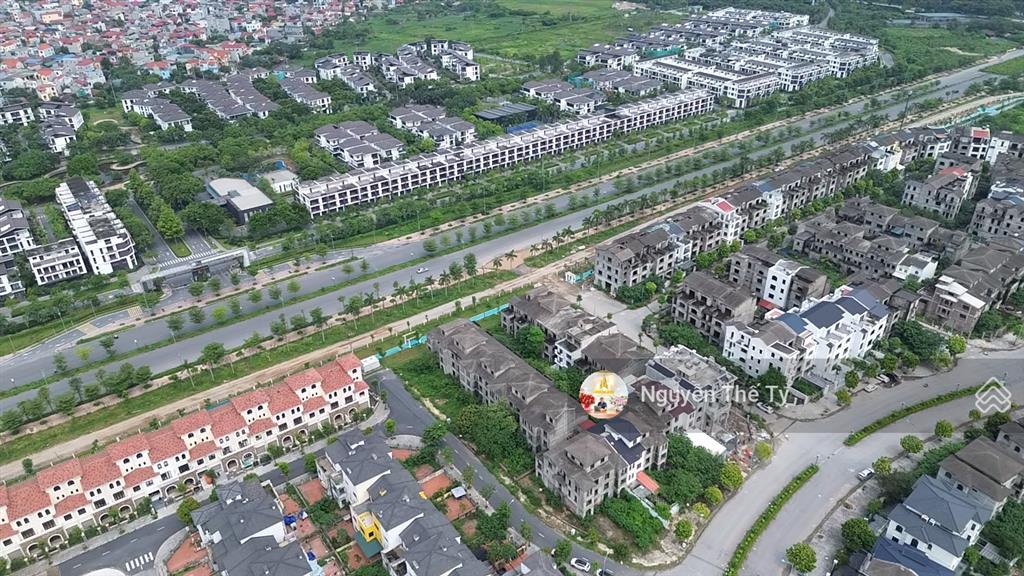 Bán nhanh btsl 310 m² dãy tt8  2 mặt thoáng đường đôi 35m  giá nhanh 1** tr/m2