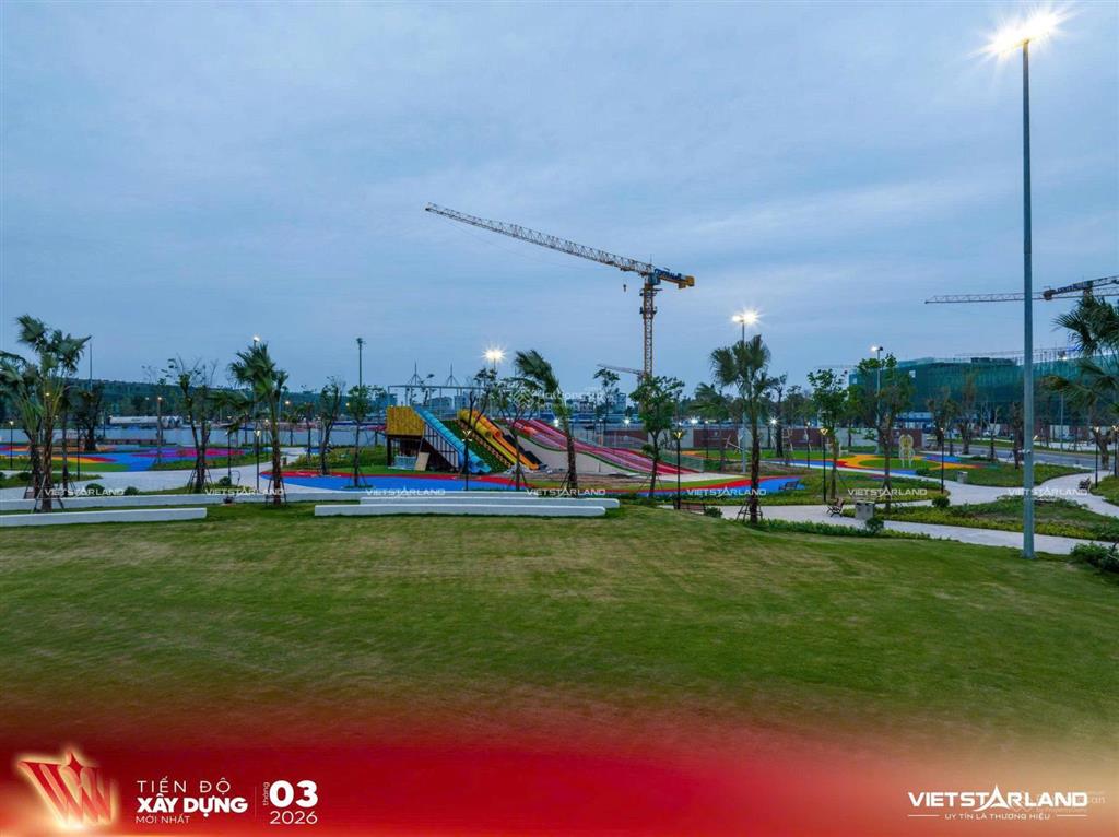 Chính chủ bán căn liền kề thô, vị trí trung tâm vin đan phượng. dt 96m2  giá 18 tỷ