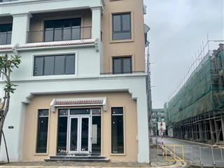 Chính chủ bán căn liền kề thô, vị trí trung tâm vin đan phượng. dt 96m2  giá 18 tỷ