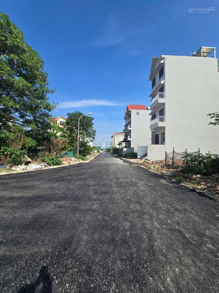 Bán đất cạnh đường 32 xã hoài đức hà nội