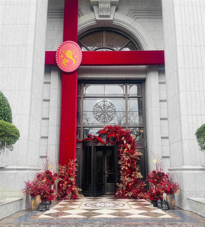 Bán căn góc 236m2,view hồ & cv nghĩa đô dự án hanoi signature,số 6 nguyễn văn huyên, 0948 298 ***