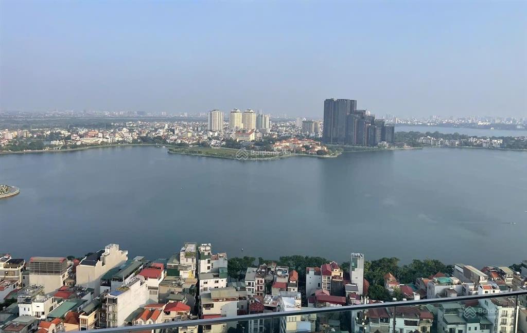 Chính chủ bán căn góc 180m2, 4 pn chung cư heritage westlake, mặt hồ tây.  0948 298 ***