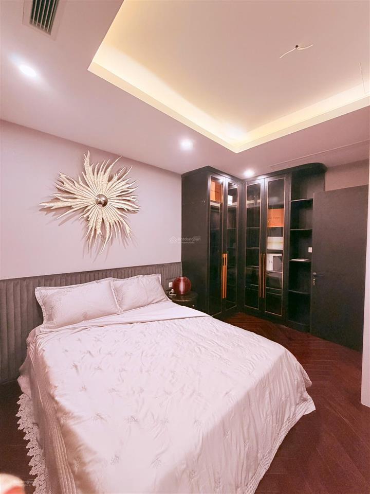 Bán căn 4pn 136m2 hàng hiếm tại trung tâm toà park times city giá 17,8 tỷ  0963 811 ***