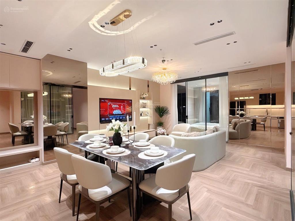 Cần bán nhanh căn hộ góc 3pn, 2wc, 100m2 park 9 park premium times city, giá 13 tỷ vnd