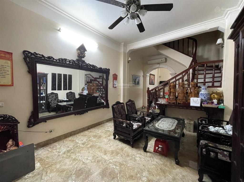 Cho thuê nhà 3 tầng ngõ 21 quan nhân, thanh xuân, 3 ngủ, 1 vệ sinh, cho thuê lâu dài