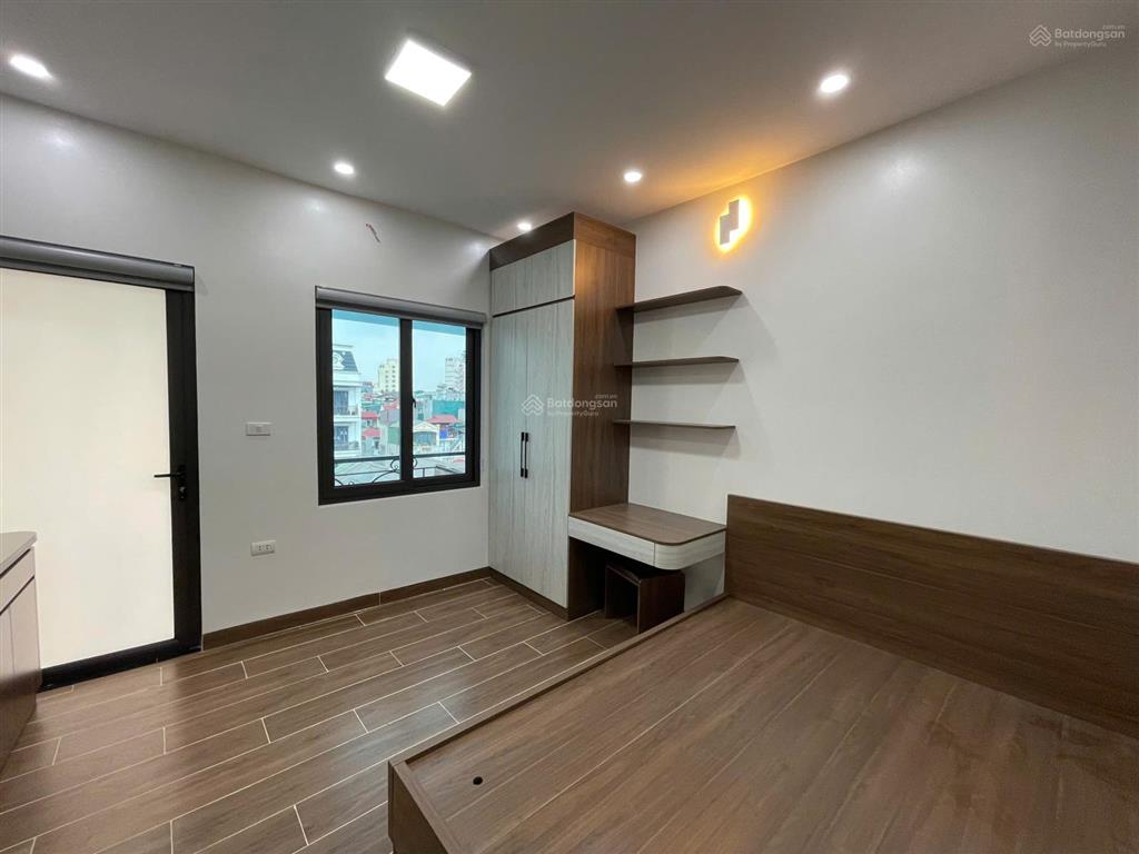 Cho thuê căn hộ mini 20m2, full đồ nội thất ngay phố cổ ngọc lâm, giá 4tr/th. cách cầu cd 1km