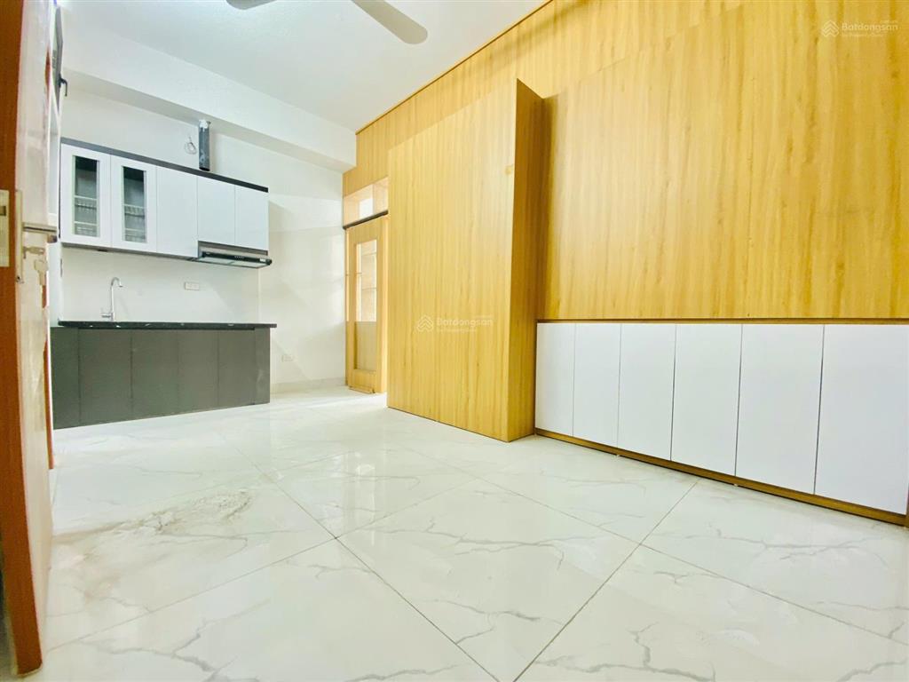 Bất động sản dòng tiền, nhà mới 9 tầng sđcc vừa ở vừa cho thuê giá 17 tỷ phường thanh liệt
