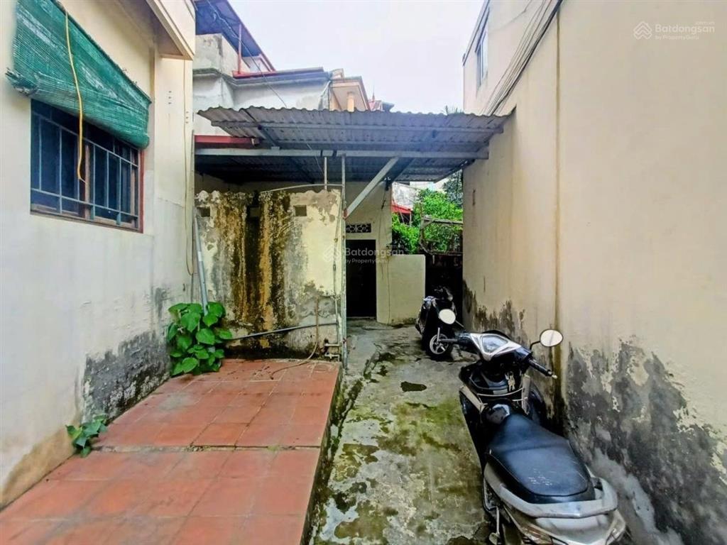 Bán đất định công phù hợp xây căn hộ dịch vụ hoặc nhà ở diện tích phù hợp 66/69m, mặt tiền rộng 7m