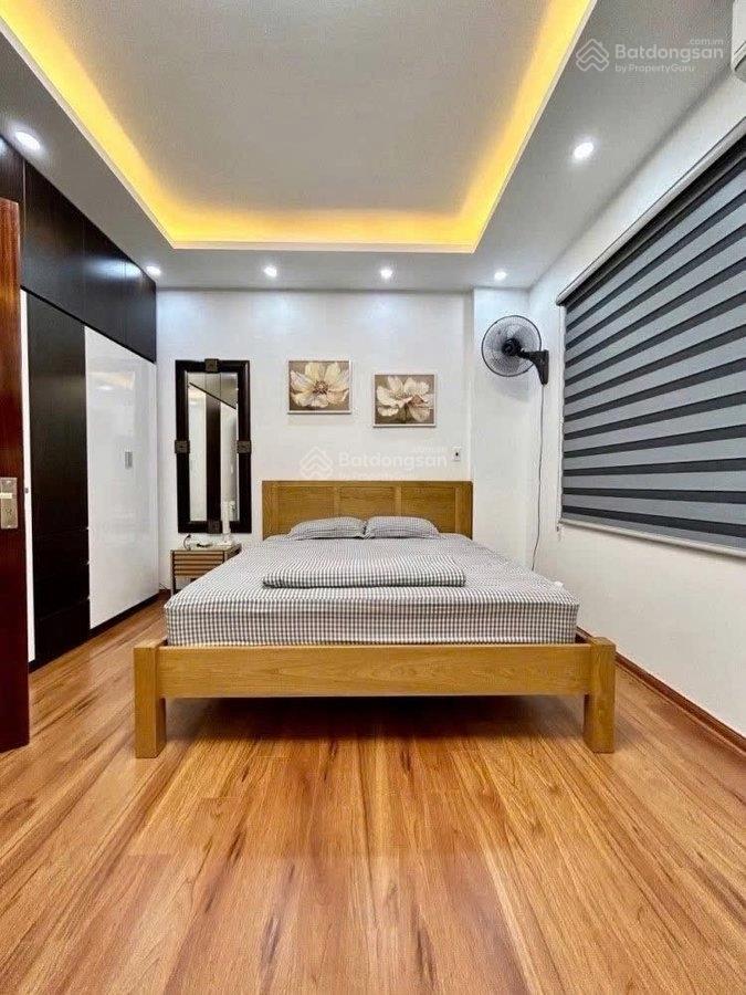 Phân lô tô vĩnh diện thang máy cao cấp ô tô vào nhà 31m 6 tầng trung tâm thanh xuân