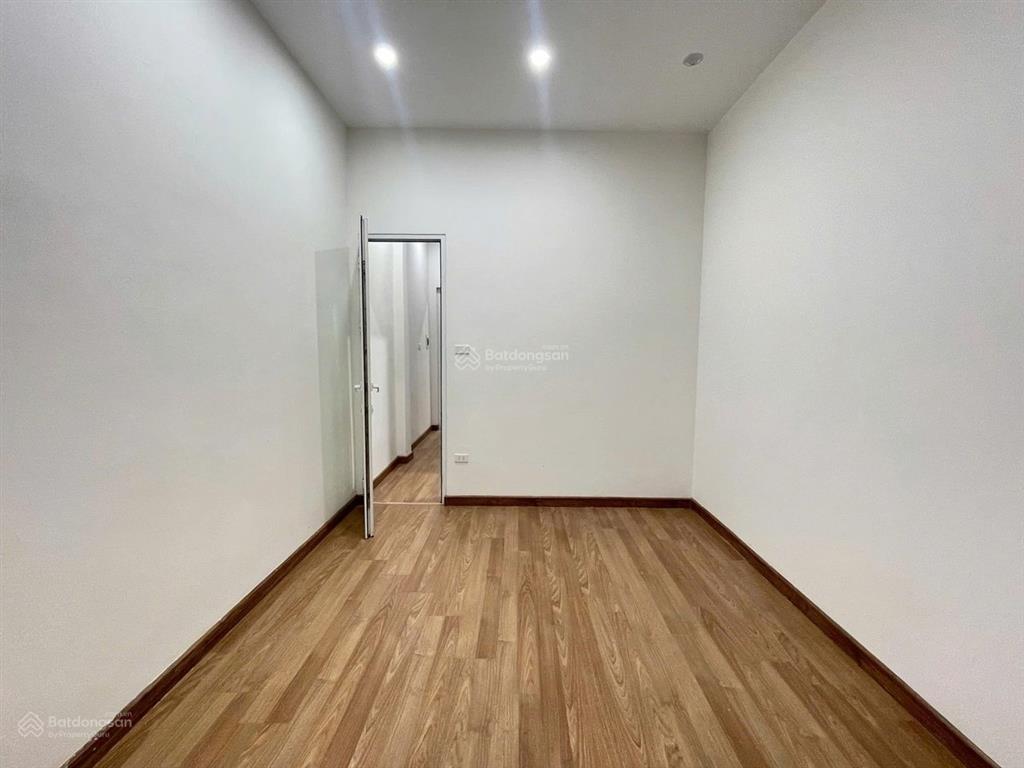 Siêu phẩm vương thừa vũ nhà 5 tầng 2 mặt thoáng vĩnh viễn trung tâm thanh xuân chỉ 9.5 tỷ