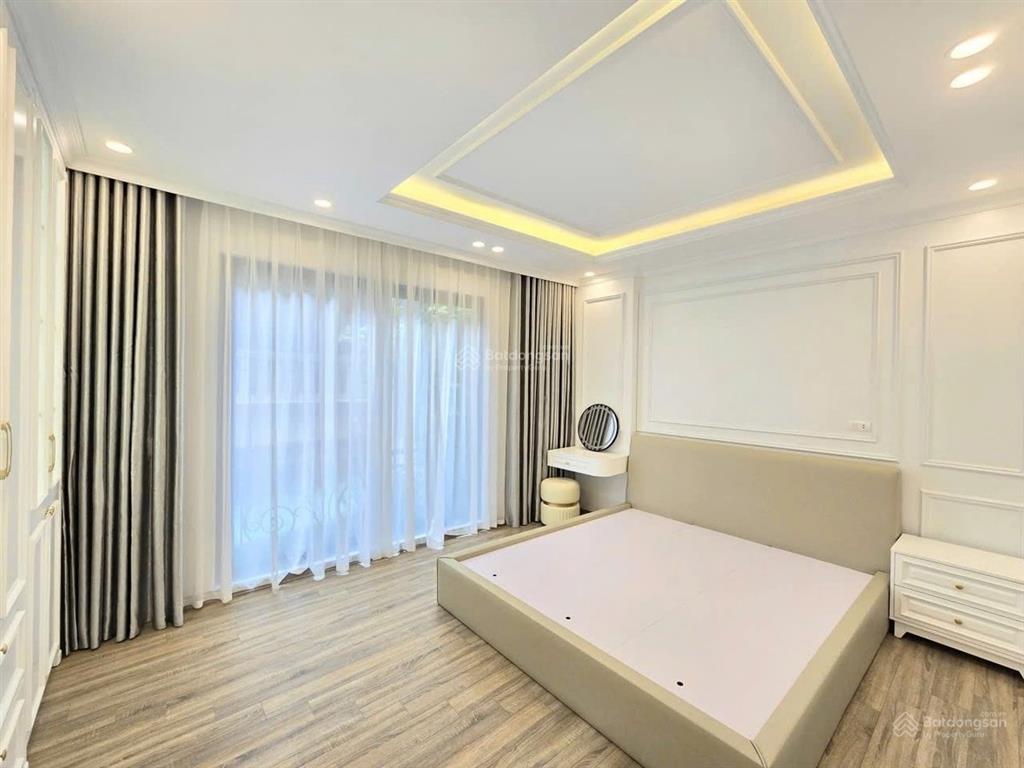 1 căn hiếm có phố trần hòa  định công  thanh xuân phân lô quân đội thang máy ô tô đỗ cửa