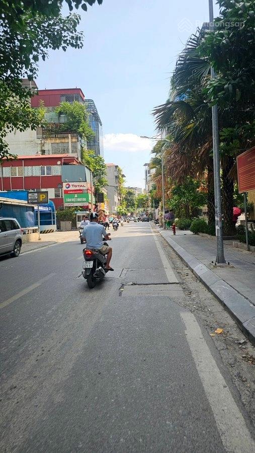 Bán đất tặng nhà phố vương thừa vũ thanh xuân | 52m 4 tầng | ô tô đỗ cổng |  mr phát 0982 612 ***