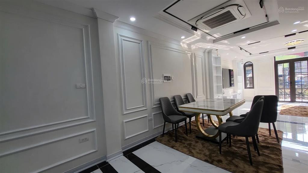 Siêu phẩm tô vĩnh diện vương thừa vũ  thanh xuân  ô tô ngủ trong nhà thang máy  0982 612 ***