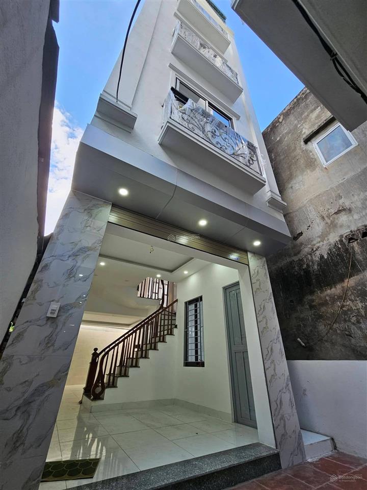 Bán nhà ngọc hồi hoàng liệt hoàng mai hà nội 46m x 5 tầng giá 7.6ty  0972 253 ***