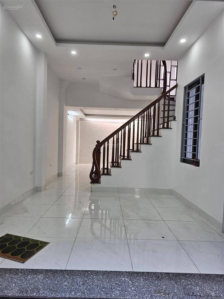 Bán nhà ngọc hồi hoàng liệt hoàng mai hà nội 46m x 5 tầng giá 7.6ty  0972 253 ***