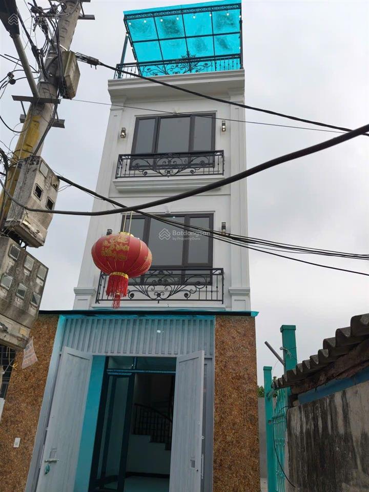 Bán nhà mới xây lập độc ở đại áng giáp lạc thị ngọc hồi 55m2 x 4 tầng. giá 6.8 tỷ ô tô vào nhà