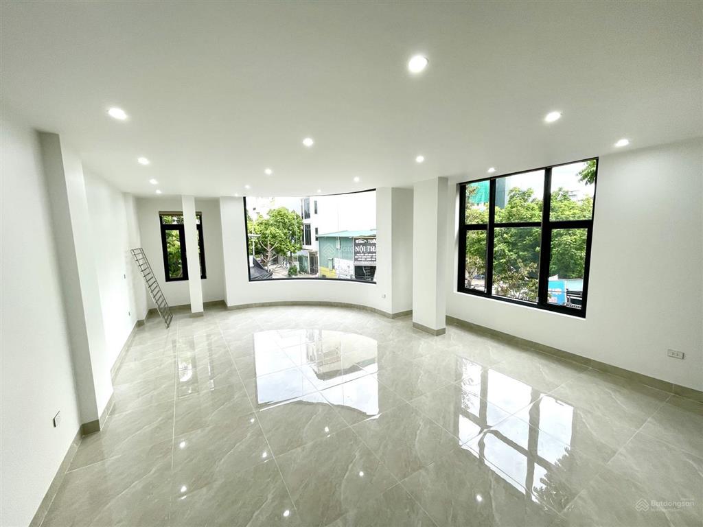 Cho thuê 3 tầng tại cl2448 khu đất dịch vụ đồng đế, 8 triệu, 68m2, giá ưu đãi hot!