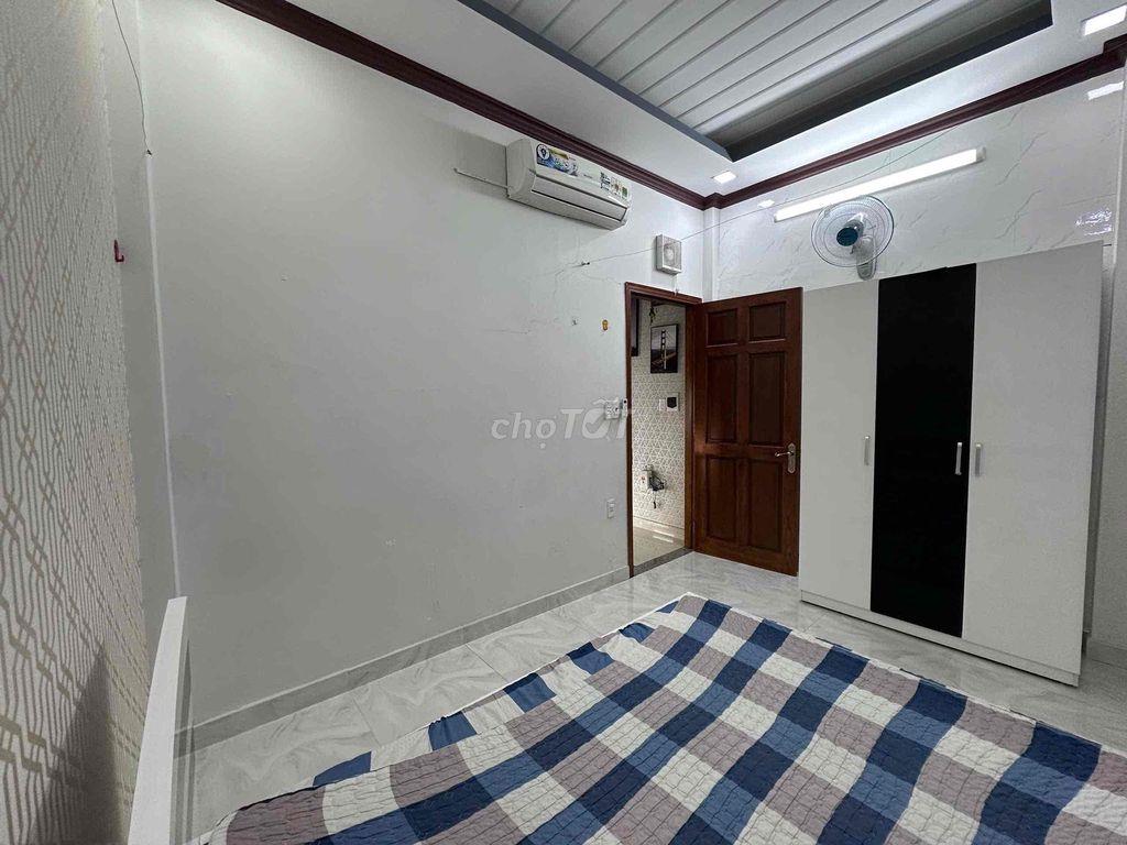 Cho thuê nhà nguyên căn hẻm 4m sạch đẹp đủ nội thất đường 51 F14 GV
