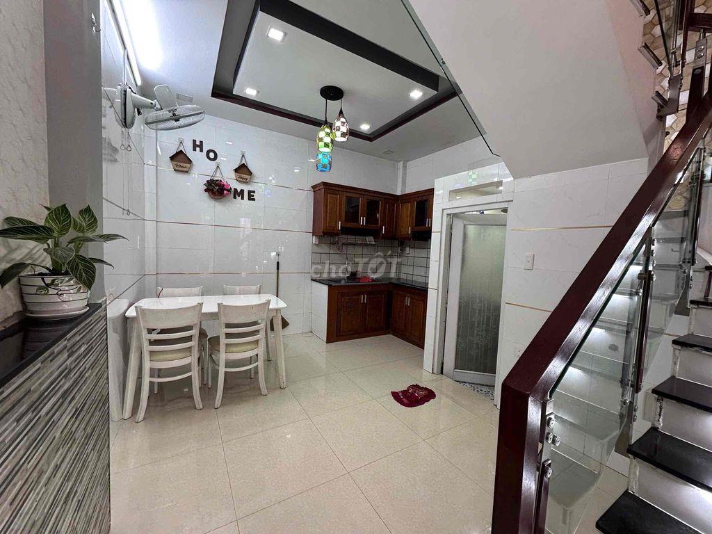 Cho thuê nhà nguyên căn hẻm 4m sạch đẹp đủ nội thất đường 51 F14 GV