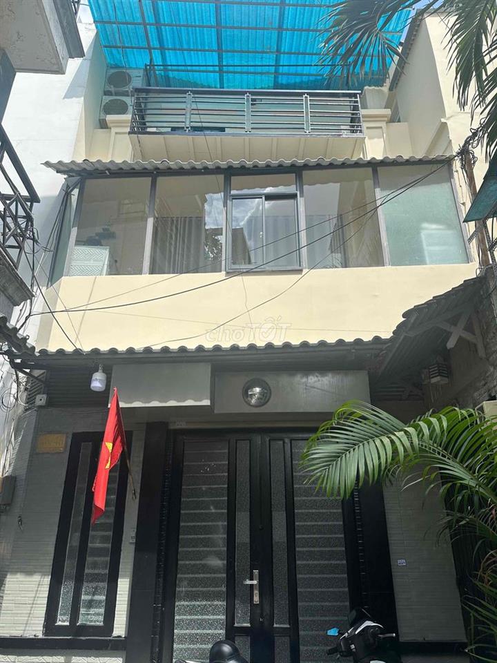 Cho thuê nhà nguyên căn hẻm 4m đường Nhiêu Tứ F7 Phú Nhuận