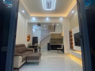 Nhà mới 688 quang trung f11 gv. 4.5x95 trệt 2 lầu mái đút.