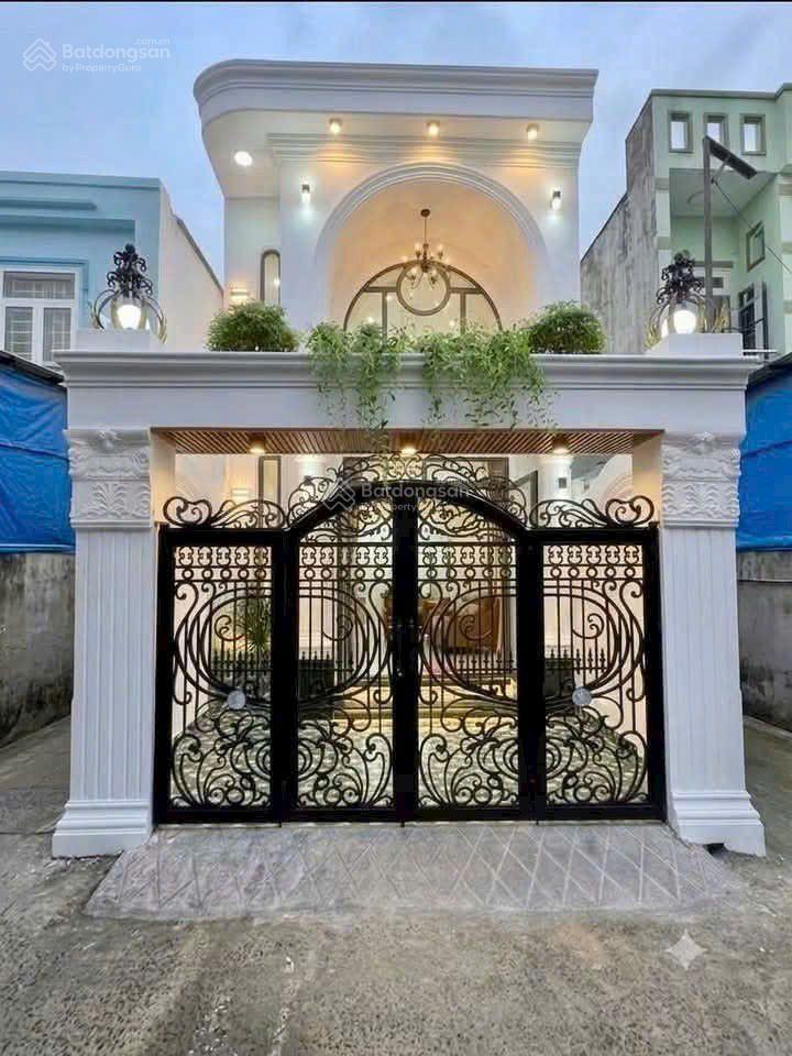 Tôi cần bán nhà hóc môn giáp ranh quận 12