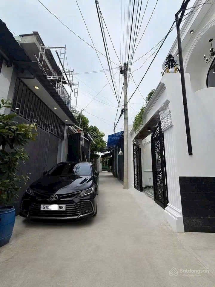 Tôi cần bán nhà hóc môn giáp ranh quận 12