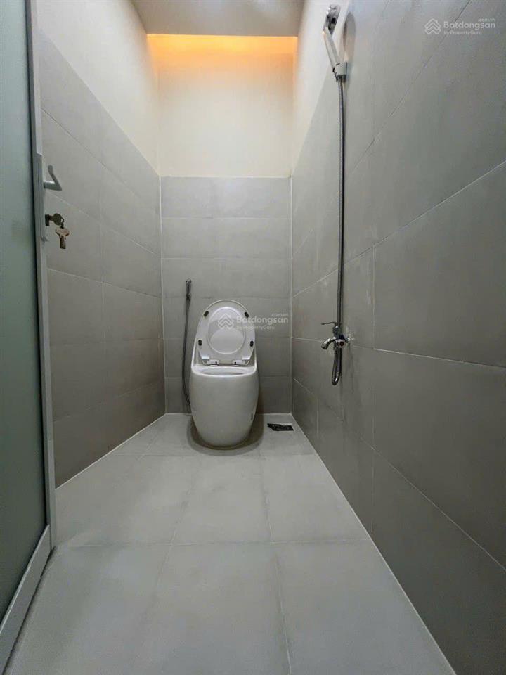 Tôi cần bán nhà mới đẹp hóc môn trung đông 12