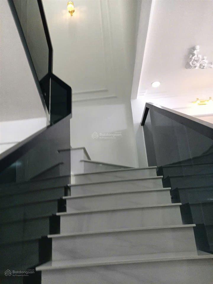 Tôi cần bán nhà hẻm nguyễn thị nghé đường xe hơi