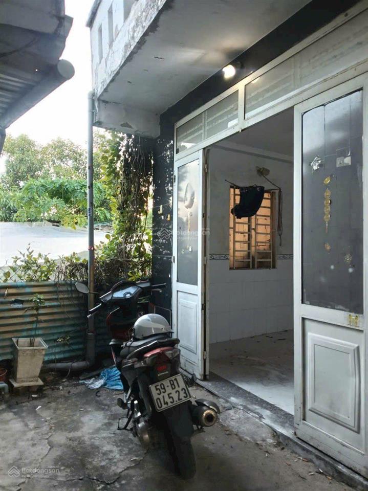 Tôi cần bán căn nhà cũ hóc môn