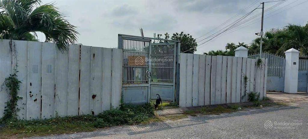 Cần bán lô đất mặt tiền đường nhựa nguyễn thị đành