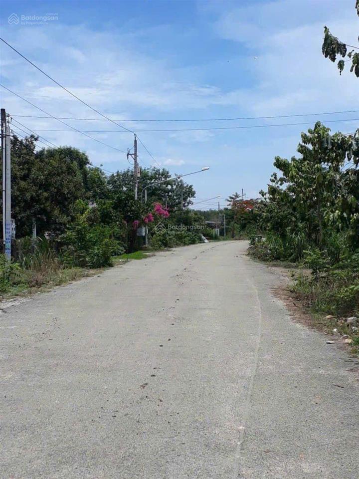 Cần tiền bán đất mặt tiền đường nhựa cần lỗ