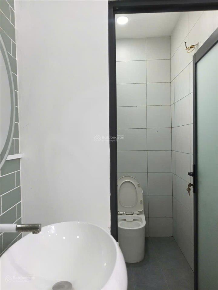 Tôi cần bán nhà hóc môn thới tam thôn 17