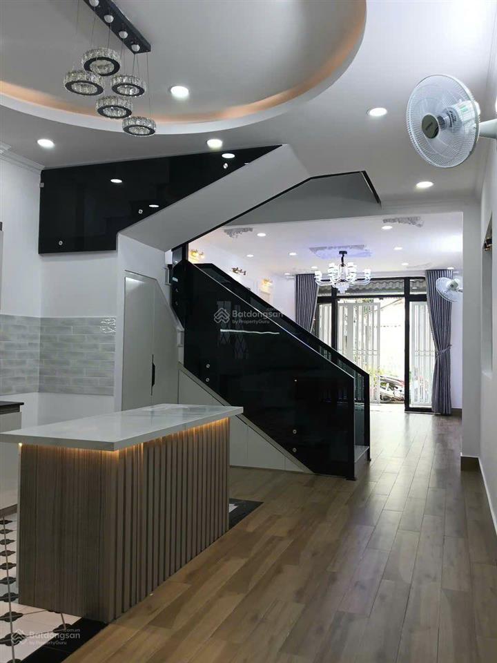 Tôi cần bán nhà hóc môn thới tam thôn 17