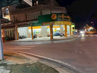 Cần bán nhà gốc 2 mặt tiền đường nhựa nguyễn thị lơ