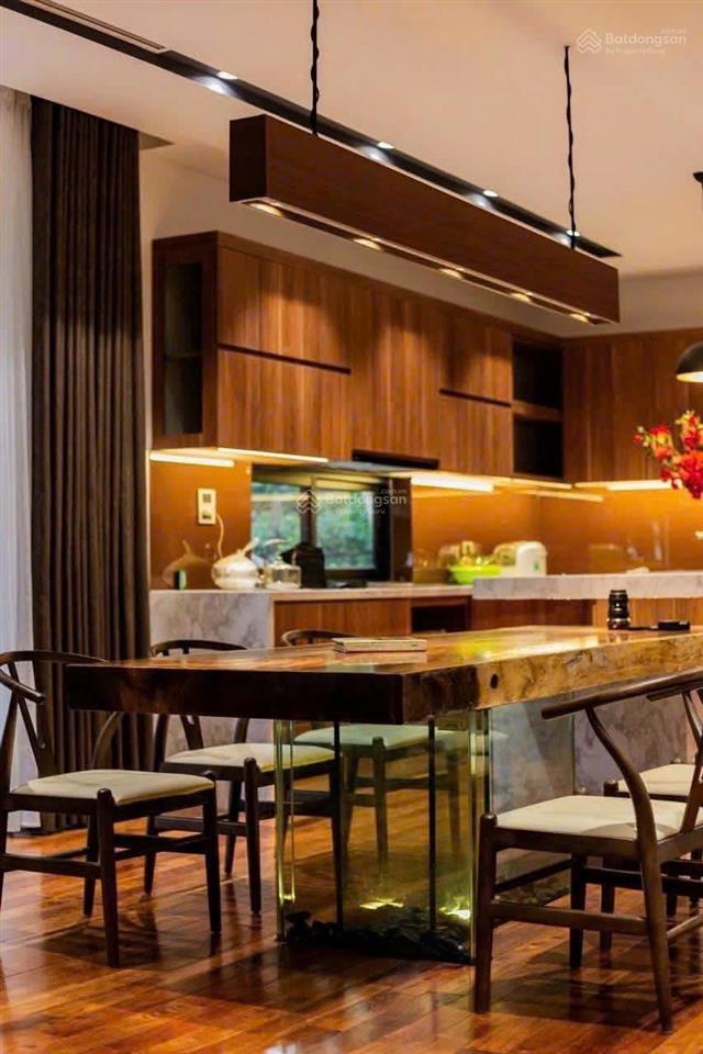 Bán biệt thự song lập marina ecopark 207 m² giá bán 42 tỷ bao phí