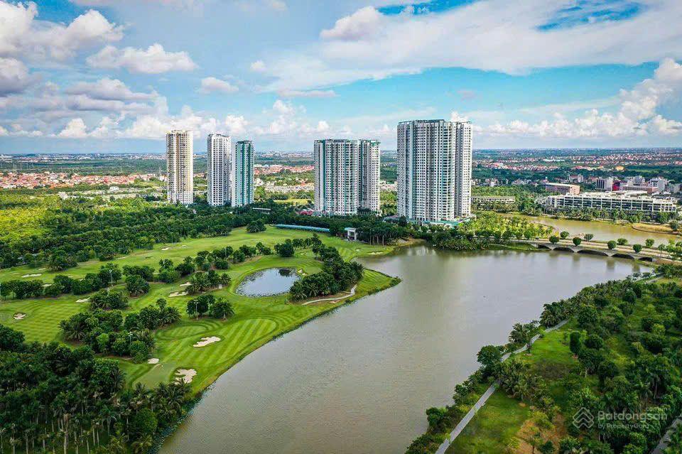 Gia đình cần bán gấp lo việc thông tầng mezza 125m2 sàn, 6,x tỷ sky forest lake 90m2  5,x tỷ lỗ