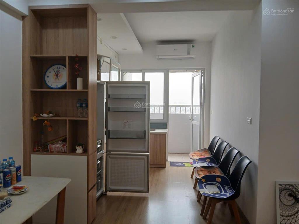 Bán căn hộ chung cư việt hưng tầng 14 ct10. 5,5 tỷ