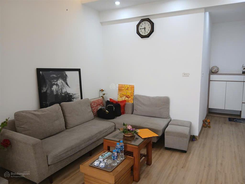 Bán căn hộ chung cư việt hưng tầng 14 ct10. 5,5 tỷ