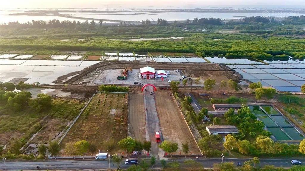 Bán đất 1000m2,có 400m2 thổ cư  giá 7 tỷ tại tam thôn hiệp, cần giờ, hcm